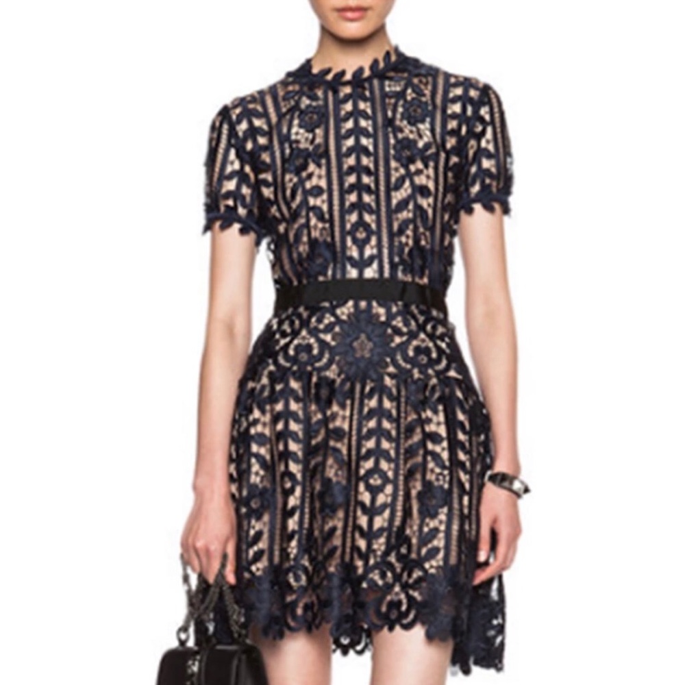 Self portrait-inspired dress❣️ NEW